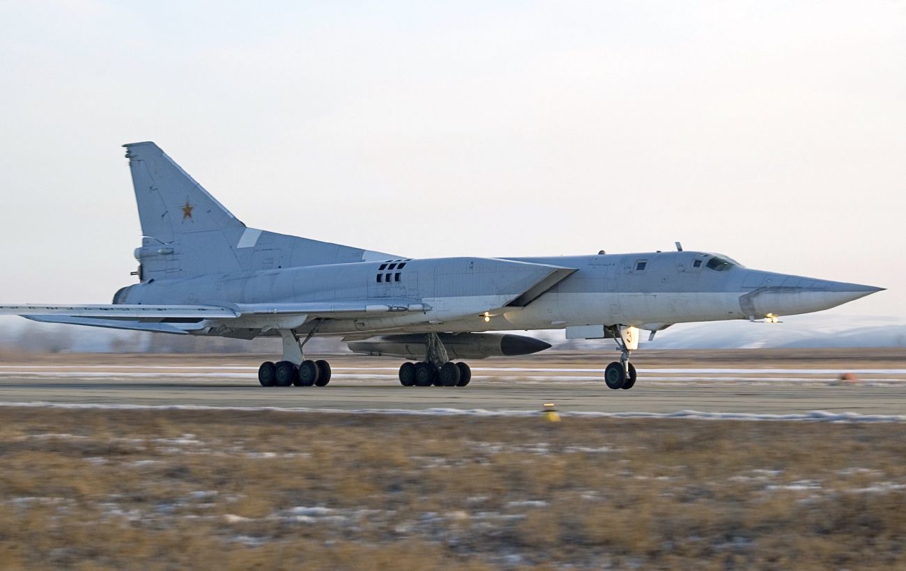 Зафіксовано Ту-22М3 в Чорному морі: є ракетна загроза для Півдня України