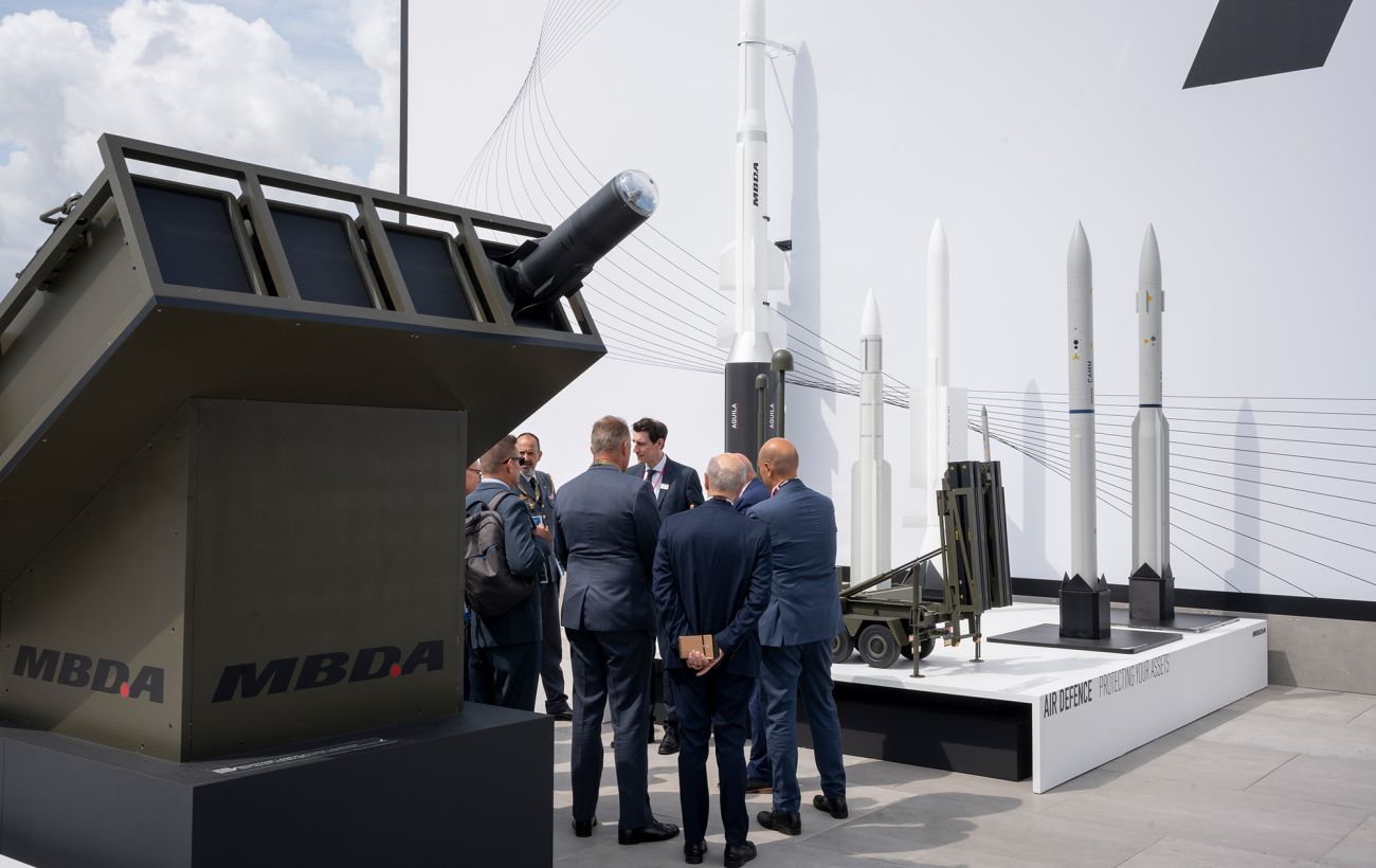 Французькі партнери готові виробляти нову зброю в Україні