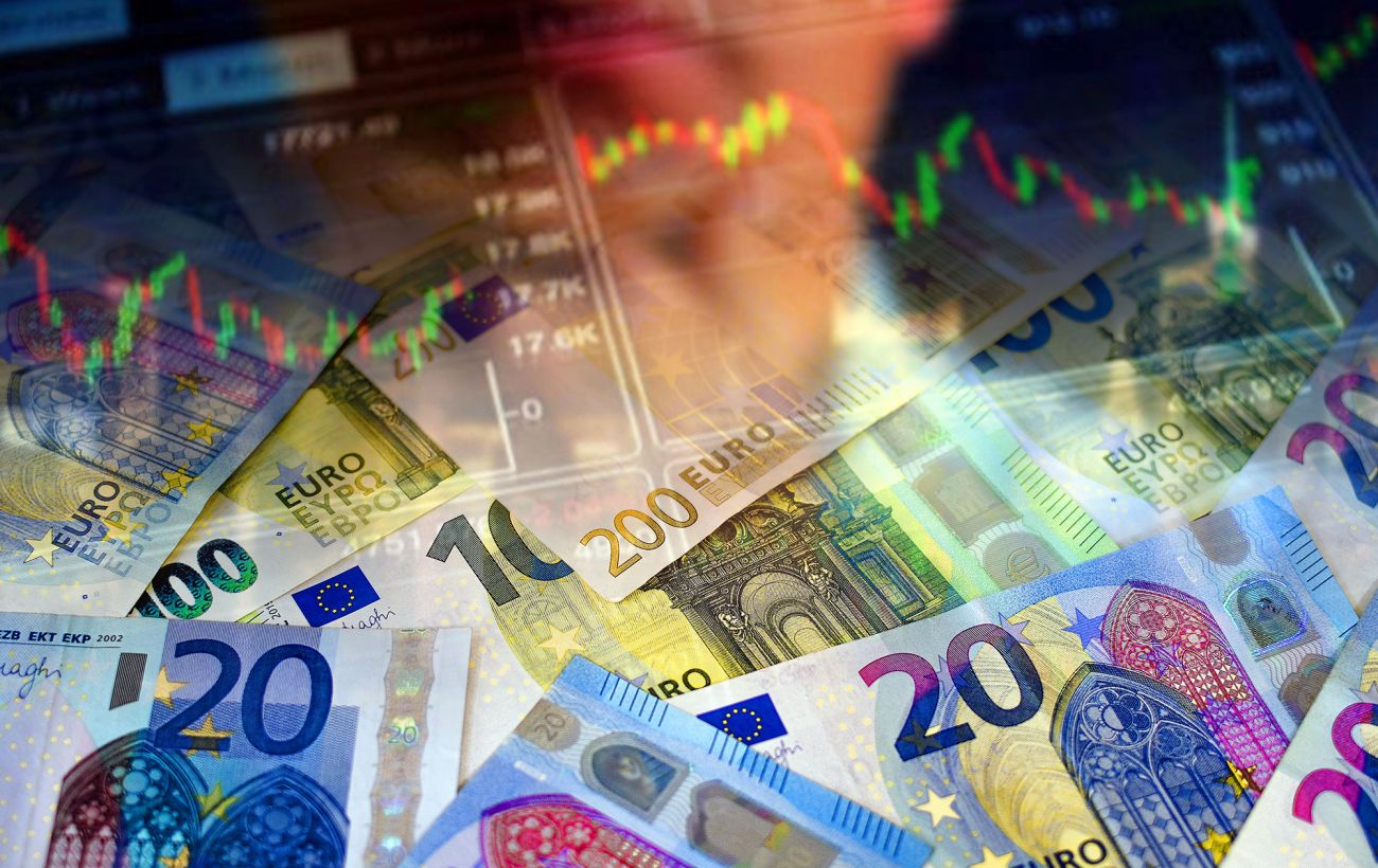 Євро різко подешевшав, долар просів: курс валют обмінниках та банках 31 березня