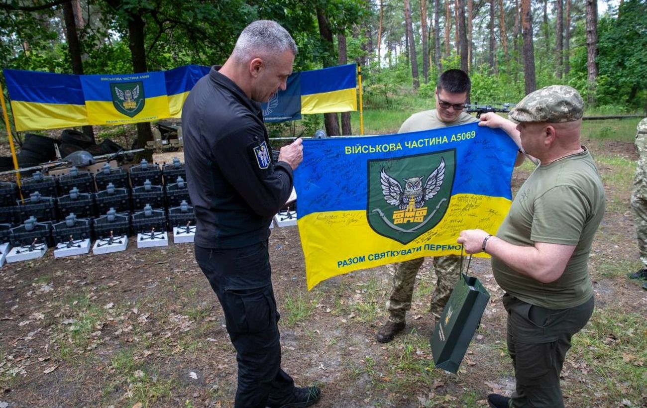 Бійці ЗСУ отримали від Києва ще понад 1600 безпілотників, - Кличко