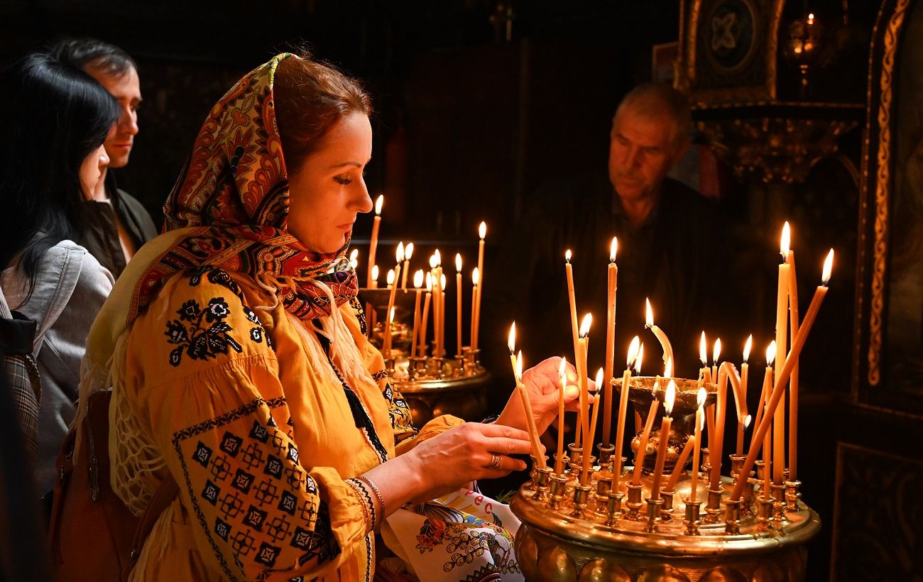 Свято 13 червня: чому цього дня боялися виносити сміття і що заборонено робити з грошима